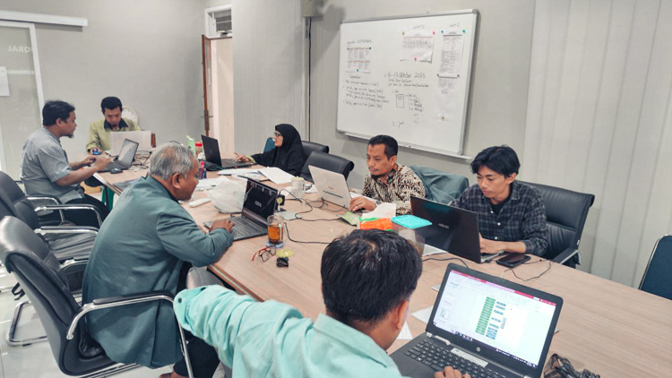 Tim Prabu Bima Tech Berikan Pendampingan Entri Data untuk Peningkatan Layanan di LPP Al-Irsyad Al-Islamiyyah Purwokerto